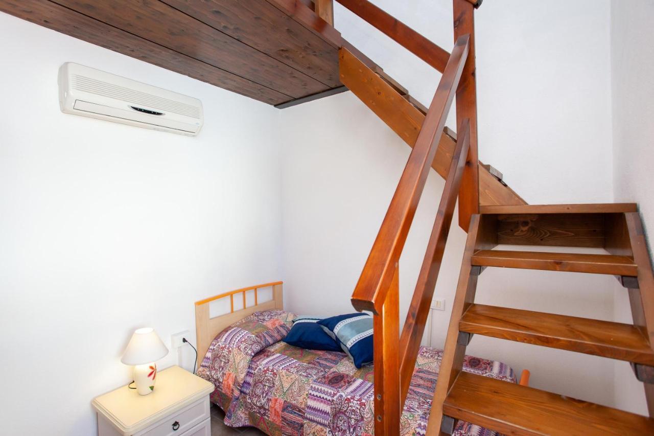Delta 3 Appartement Orosei Buitenkant foto