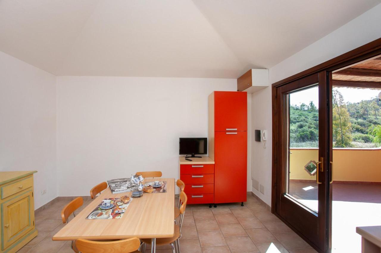 Delta 3 Appartement Orosei Buitenkant foto